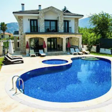 Villa-sleeps 9-parking-pool-bbq-hot Tub-pets Dalyan