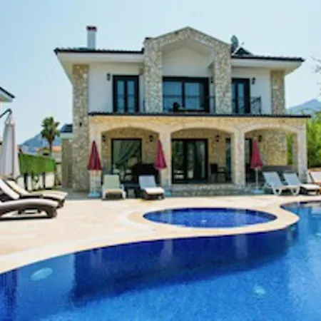 Villa-sleeps 9-parking-pool-bbq-hot Tub-pets Βίλα Dalyan