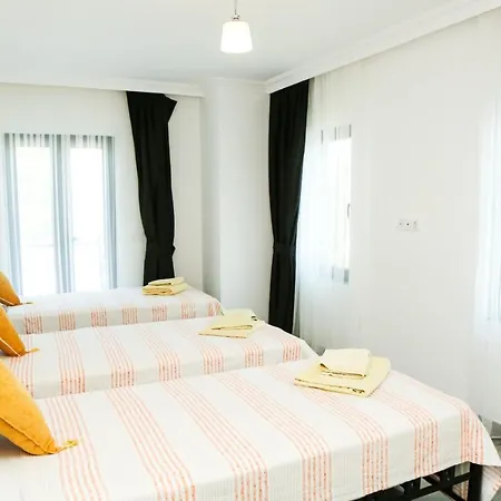 Villa Villa-sleeps 9-parking-pool-bbq-hot Tub-pets Dalyan