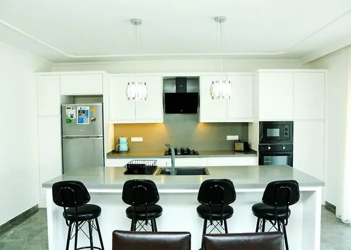 Villa-sleeps 9-parking-pool-bbq-hot Tub-pets 别墅 达利安