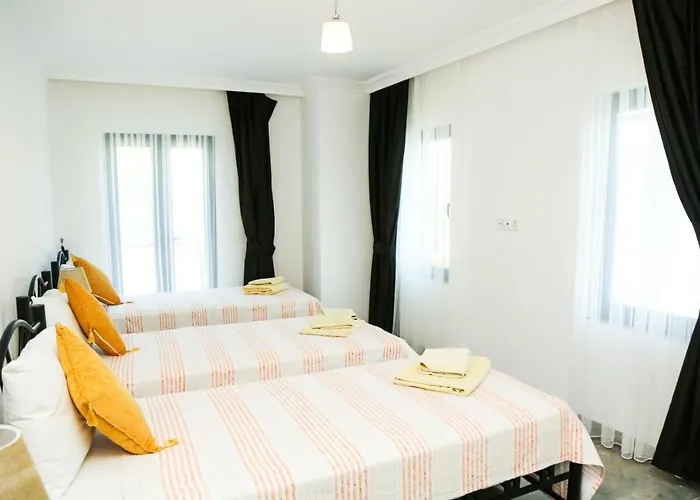 别墅 Villa-sleeps 9-parking-pool-bbq-hot Tub-pets 达利安